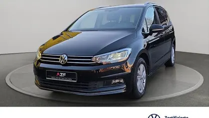 Schwarz Gebraucht 2020 VW Touran Highline Van / Kleinbus | 24.890 € (Fairer Preis)