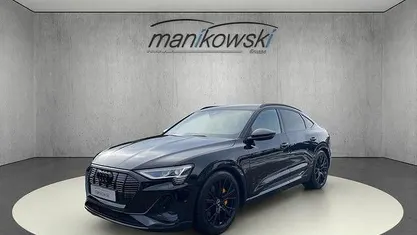 Gebraucht Audi e-tron Sportback Black Edition 300 kW (408 PS) 2022 Schwarz SUV