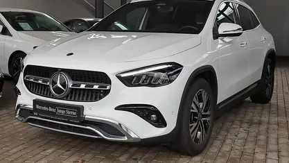 Gebraucht Mercedes GLA180 Progressive 136 PS (100 kW) 2024 SUV