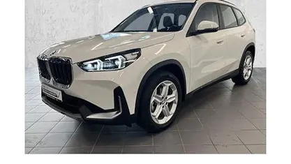 Weiß Gebraucht 2023 BMW X1 Shadowline SUV | 33.790 € (Guter Preis)