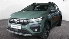 Safarigrüngrau (grau) Gebraucht 2023 Dacia Sandero Expression Kleinwagen | 16.800 € (Guter Preis)