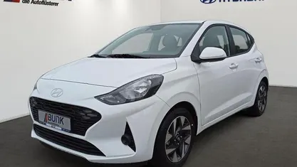 Neu Hyundai i10 Comfort 63 PS (46 kW) 2025 Atlas white Kleinwagen