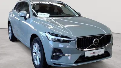 Gebraucht Volvo XC60 Core 197 PS (144 kW) 2023 SUV