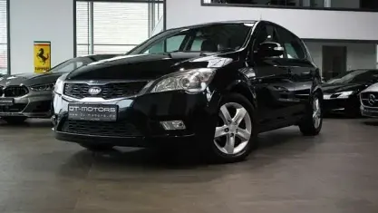 Occasion Kia Ceed Spirit 125 ch (91 kW) 2011 Noir Citadine