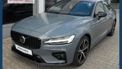 Thunder grey / metallic Gebraucht 2024 Volvo S60 Plus Limousine | 36.990 € (Fairer Preis)