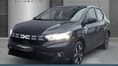 Perlmuttschwarz Gebraucht 2025 Dacia Sandero Comfort Kleinwagen | 17.945 € (Fairer Preis)