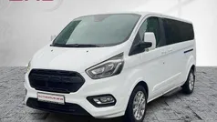Weiß Gebraucht 2020 Ford Tourneo Custom Titanium X Van / Kleinbus | 33.990 € (Fairer Preis)