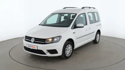Używany VW Caddy Trendline 84 KM (61 kW) 2017 Biały Minivan