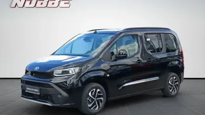 Neu Toyota Proace Verso City 110 PS (80 kW) 2026 Schwarz Kombi