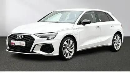 Gebraucht Audi A3 Sportback e-tron S-Line 245 PS (180 kW) 2022 Ibisweiß Kleinwagen