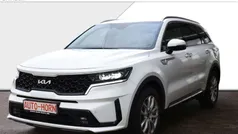 Weiß Gebraucht 2023 Kia Sorento Spirit SUV | 45.890 € (Fairer Preis)