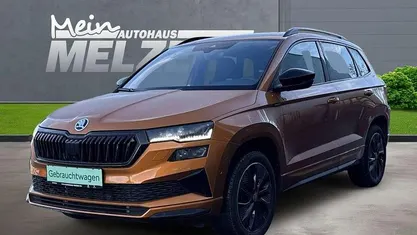 Orange Gebraucht 2025 Skoda Karoq SUV | 34.480 € (Fairer Preis)