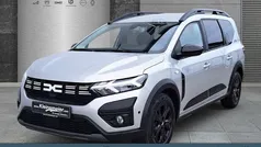 Grau Gebraucht 2023 Dacia Jogger Extreme Van / Kleinbus | 19.890 € (Fairer Preis)