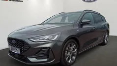 Polar silber metallic Gebraucht 2024 Ford Focus ST-Line X Limousine | 25.990 € (Fairer Preis)