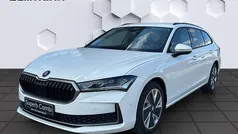 Weiß Neu 2025 Skoda Superb Selection Kombi | 41.648 € (Fairer Preis)
