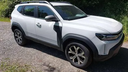 Gebraucht 2025 Dacia Duster Expression SUV | 21.799 € (Fairer Preis)