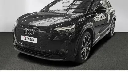 Gebraucht Audi Q4 e-tron S-Line 150 kW (204 PS) 2023 Mythosschwarz metallic SUV