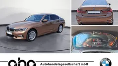 Braun Gebraucht 2019 BMW 320 Luxury Line Limousine | 29.930 € (Teuer)