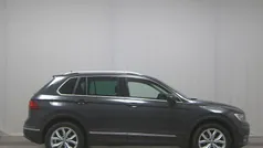 Grau Gebraucht 2020 VW Tiguan Highline SUV | 19.780 € (Fairer Preis)