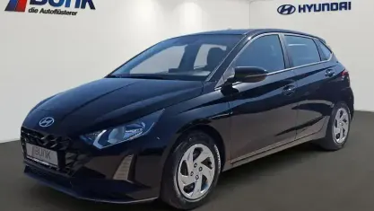 Neu Hyundai i20 Select 101 PS (74 kW) 2025 Phantom black Limousine