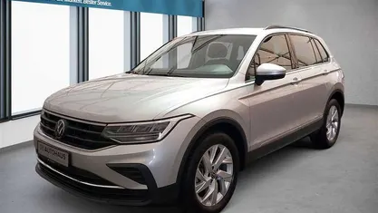 Gebraucht 2023 VW Tiguan Life SUV | 32.590 € (Fairer Preis)
