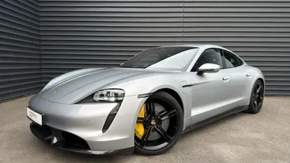 Gebraucht Porsche Taycan Turbo S 700 kW (952 PS) 2022 Dolomitsilbermetallic Limousine
