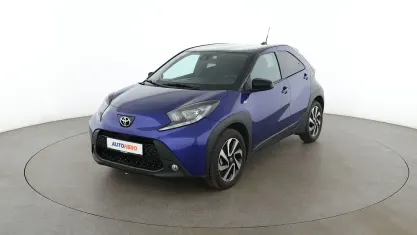 Gebraucht Toyota Aygo X Team 72 PS (52 kW) 2024 Blau SUV