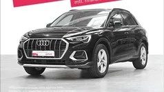 Mythosschwarz metallic Gebraucht 2025 Audi Q3 Ambiente SUV | 38.830 € (Guter Preis)