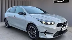 (waf) wolfsgrau metallic Gebraucht 2025 Kia Ceed Limousine | 24.950 € (Fairer Preis)