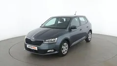 Grau Gebraucht 2019 Skoda Fabia Ambition Limousine | 11.310 € (Fairer Preis)