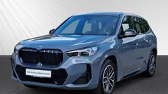 Grau Gebraucht 2023 BMW iX1 M Sport SUV | 43.540 € (Fairer Preis)