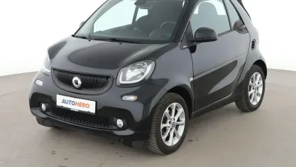 Gebraucht Smart ForTwo Cabrio Basis 90 PS (66 kW) 2018 Schwarz Cabrio