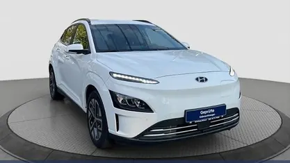 Gebraucht 2022 Hyundai Kona Trend SUV | 22.900 € (Fairer Preis)