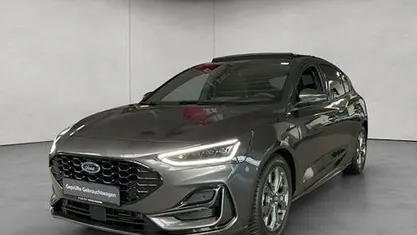 Magnetic metallic Gebraucht 2024 Ford Focus ST-Line X Limousine | 24.450 € (Fairer Preis)