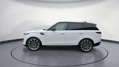 Gebraucht Land Rover Range Rover Sport SE 299 PS (219 kW) 2025 Fuji white SUV