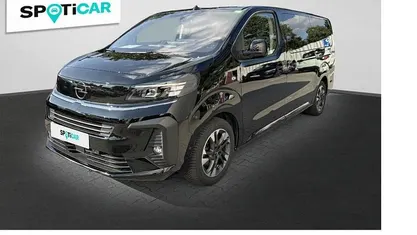 Black (metallic) Gebraucht 2024 Opel Zafira Life Edition Van / Kleinbus | 35.990 € (Fairer Preis)