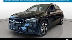 Nachtschwarz Gebraucht 2025 Mercedes GLA200 Progressive SUV | 39.860 € (Guter Preis)