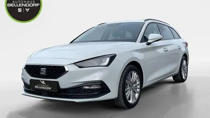 Weiß Gebraucht 2024 Seat Leon Style Kombi | 21.940 € (Guter Preis)