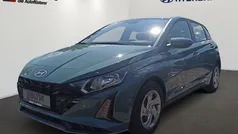 Mangrove green Neu 2025 Hyundai i20 Select Limousine | 22.100 € (Fairer Preis)