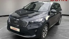 Grau Gebraucht 2019 Kia Sorento Vision SUV | 23.990 € (Fairer Preis)