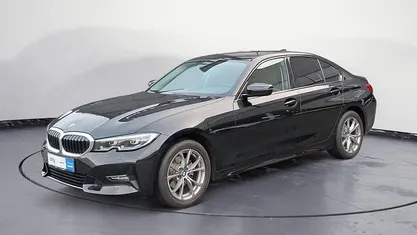 Gebraucht BMW 320 Sport Line 190 PS (139 kW) 2021 Schwarz Limousine
