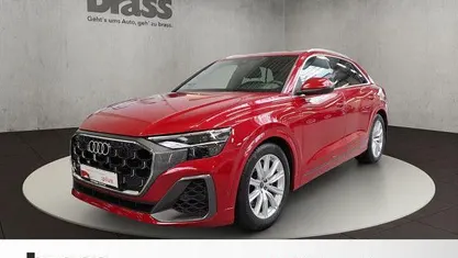 Gebraucht Audi Q8 Ambiente 340 PS (250 kW) 2025 Chilirot metallic SUV