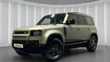 Gebraucht Land Rover Defender SE Dynamic 300 PS (220 kW) 2024 Grün SUV