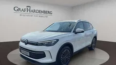 Weiß Gebraucht 2024 VW Tiguan Life SUV | 37.888 € (Fairer Preis)