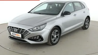 Gebraucht Hyundai i30 Edition 30+ 120 PS (88 kW) 2022 Grau Limousine