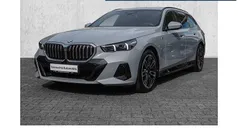 Gebraucht 2024 BMW 520 Performance Kombi | 50.690 € (Fairer Preis)