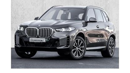Używany BMW X5 M Sport 298 KM (219 kW) 2025 Szary SUV