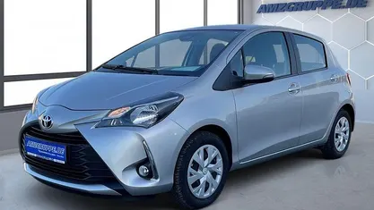 Platinsilber Gebraucht 2020 Toyota Yaris Comfort Kleinwagen | 14.390 € (Fairer Preis)