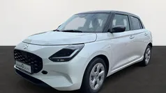 Pure white / mineral Gebraucht 2024 Suzuki Swift Comfort Kleinwagen | 16.990 € (Fairer Preis)