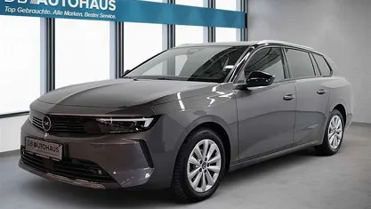 Gebraucht 2023 Opel Astra Business Elegance Kombi | 21.390 € (Fairer Preis)